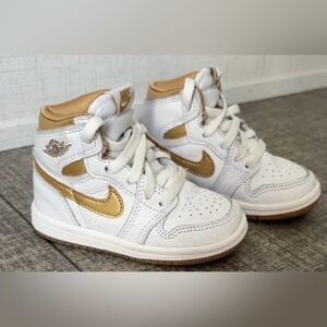 Nike Kids White and Gold High-Top Sneakers